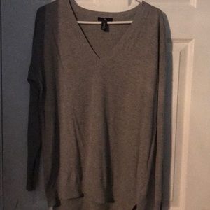 GAP Women’s V-neck sweater